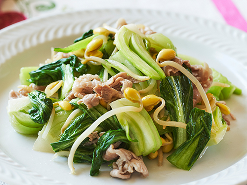 チンゲン菜と豆もやしの炒め物